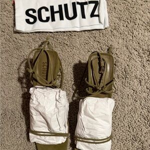 SCHUTZ Olive Green Heels NEW NEVER USED